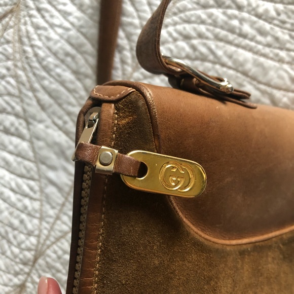 GUCCI Vintage 1970s Authentic Suede and Leather Purse - Picture 5 of 15